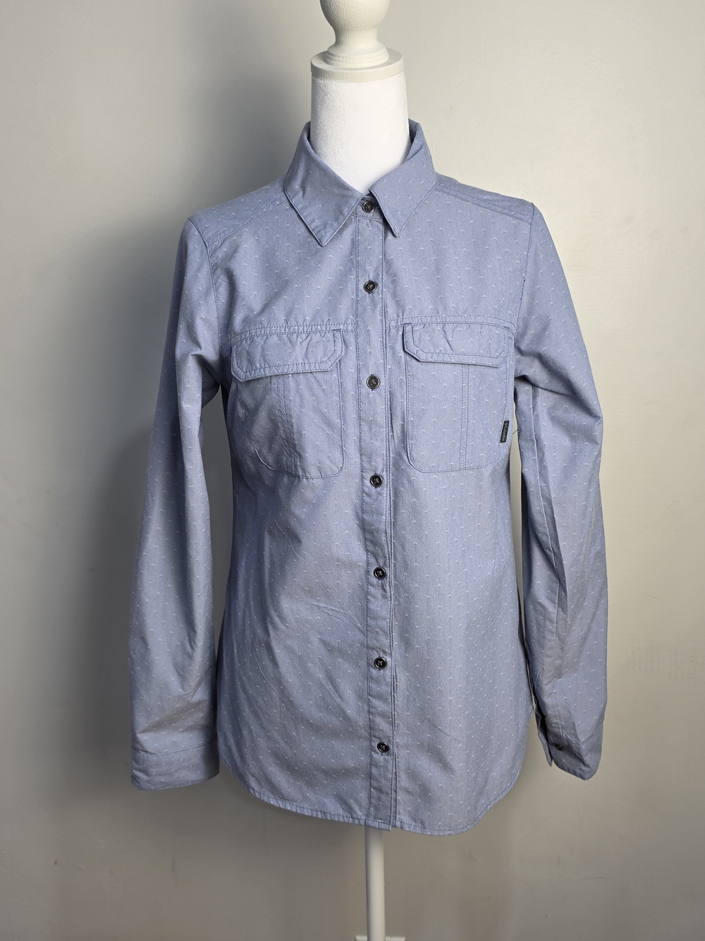 Columbia Light Blue Long-Sleeve Button-Down Shirt